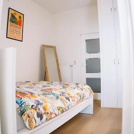 Vlakbij Centrum! Apartment